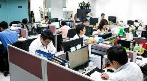 川流資訊早期辦公室團隊工作實況